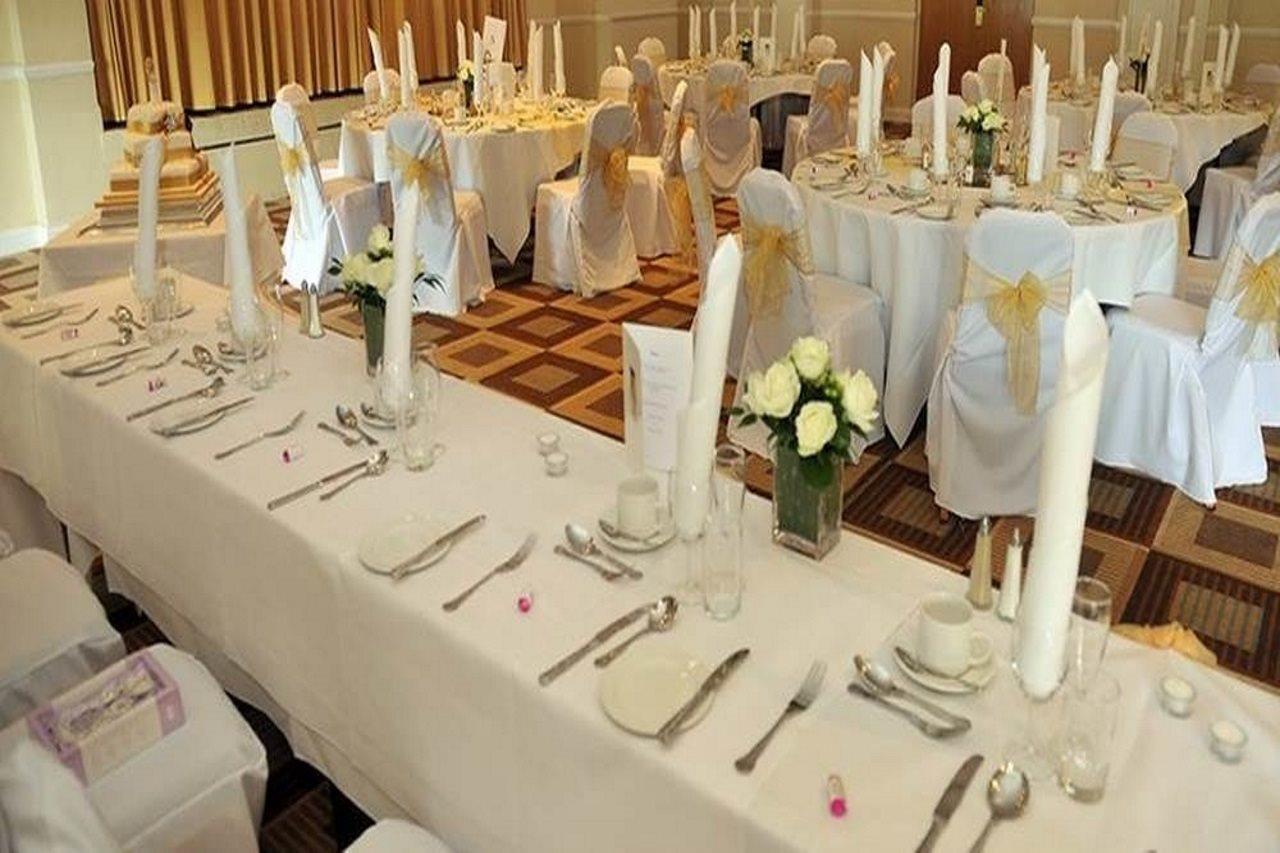 Airport Inn & Spa Manchester Уилмслоу Ресторант снимка